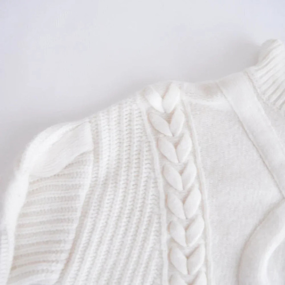 Elizabeth and James Cream Cable Knit Slightly Cropped Mockneck Sweater Med - Picture 9 of 12